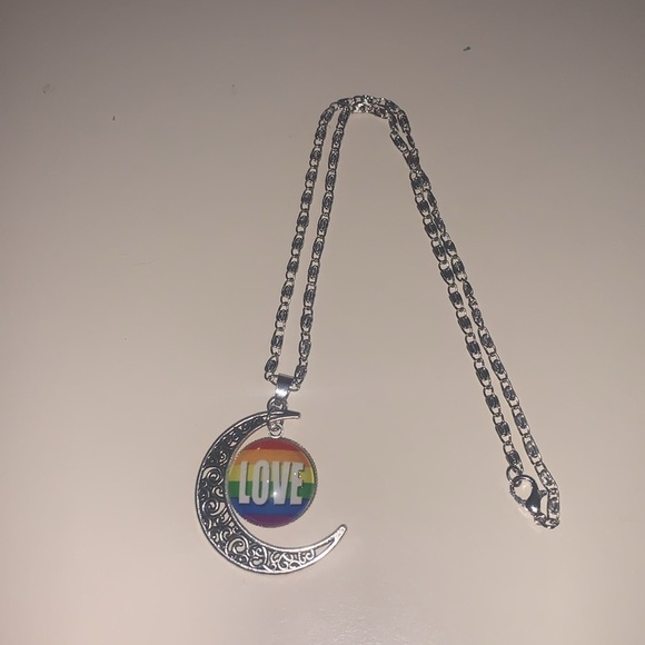 Pride necklace​ - Picture 3 of 4